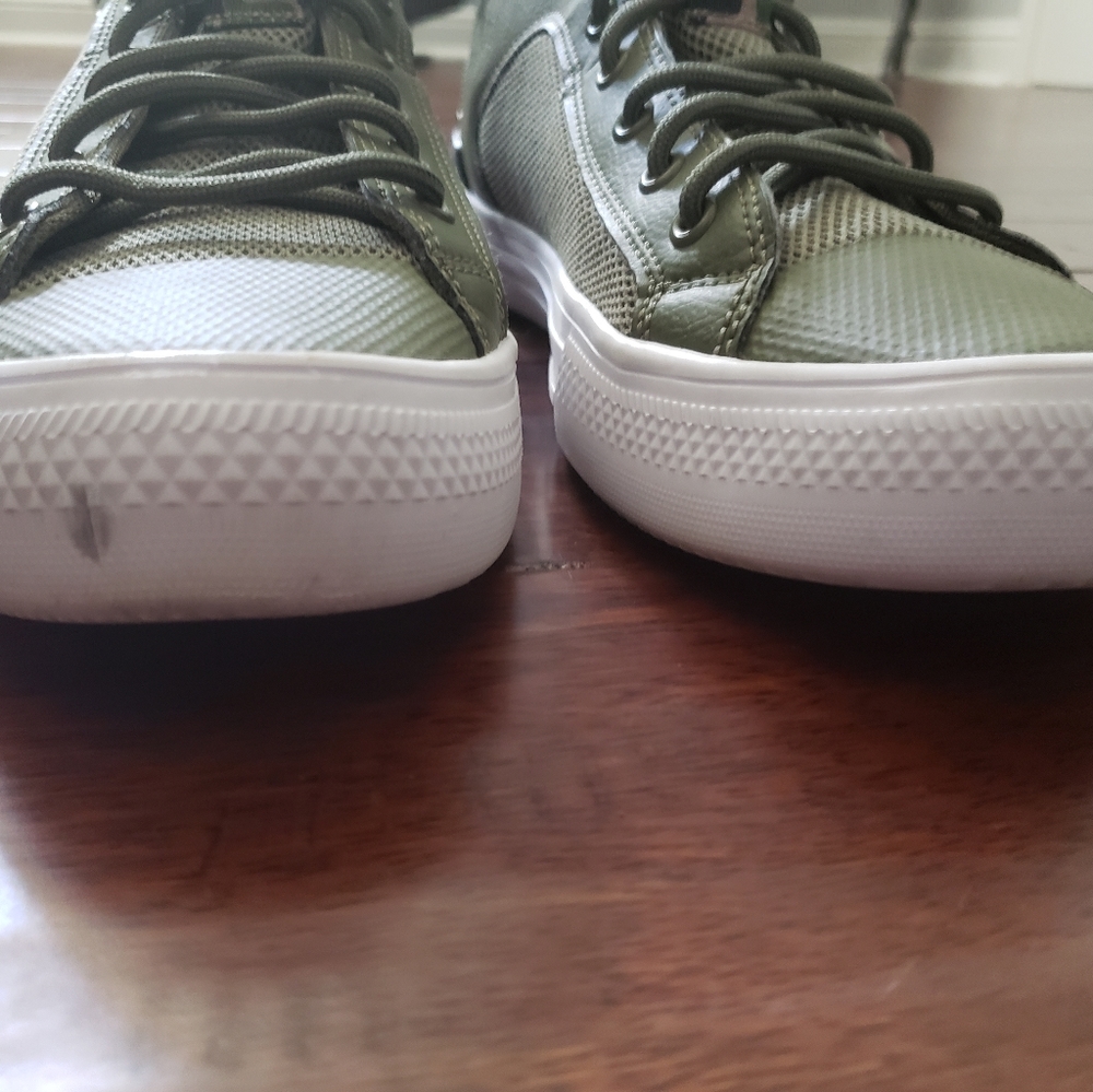 Men Camo Converse Shoes & matching Camo Pocket Tee - Picture 8 of 14